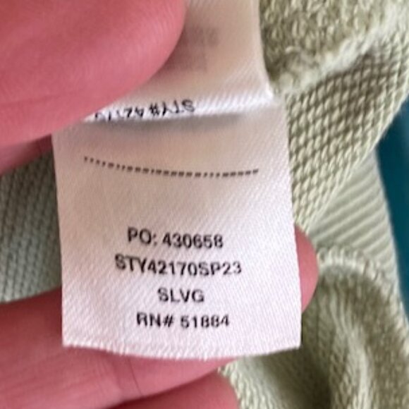 Like New, Patagonia Women's Size Medium Sage Green Raglan Sleeve Sweatshirt - Picture 8 of 8